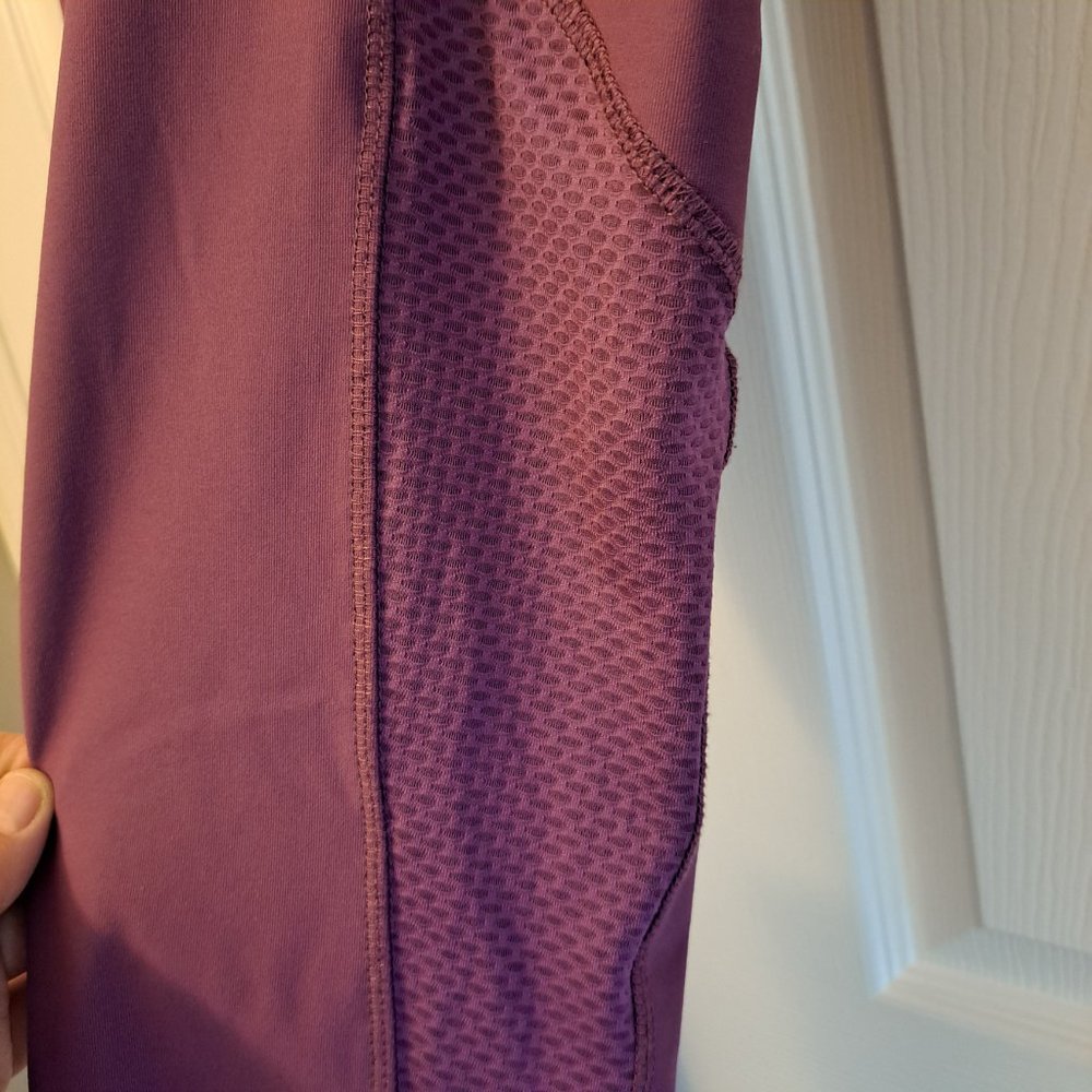 Xersion Purple 7/8 Ankle Leggings Size Large - Picture 7 of 8